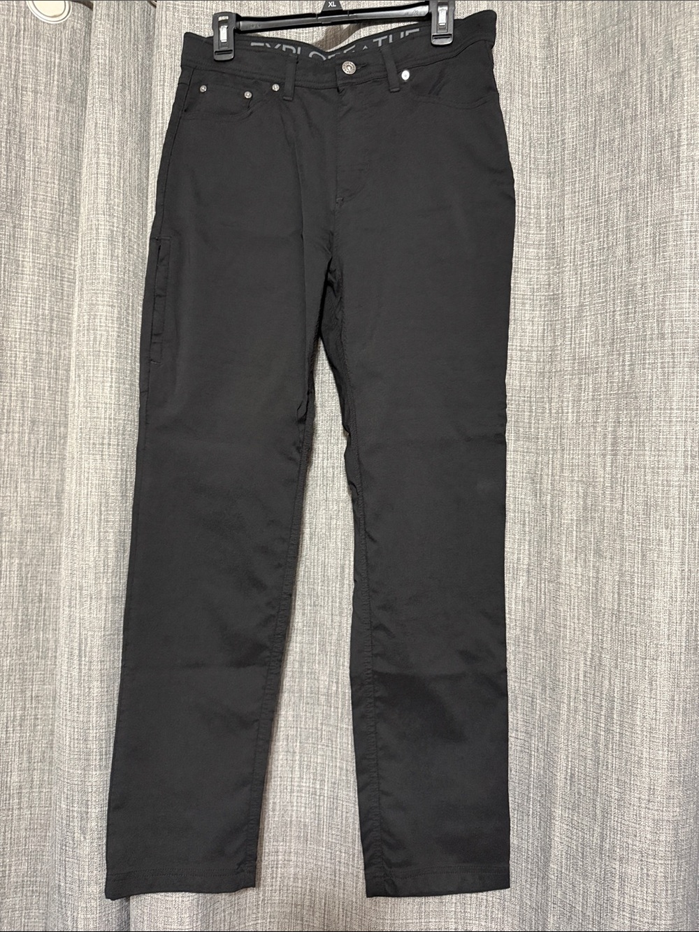 Men's Black Straight Chinos - Classic Everyday Comfort